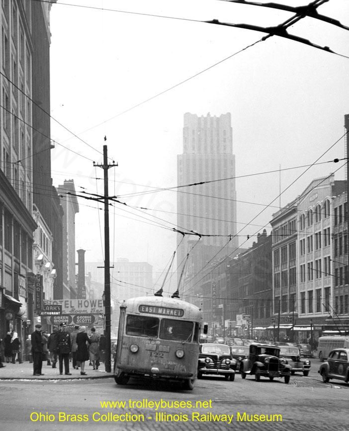 usa_m_akr_twin_122_mainmarket_irm_ss_017.jpg
