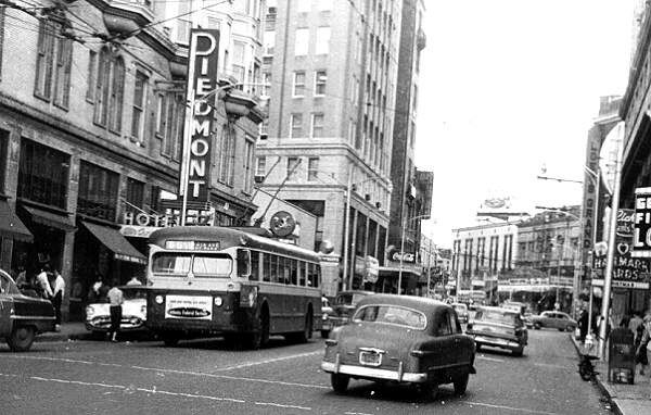 usa_m_atl_brill_1521_peachtreeauburn_1955_bv.jpg