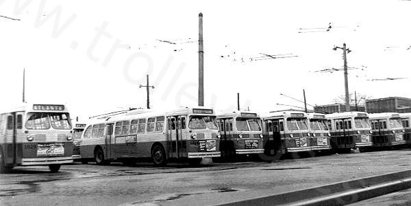 usa_m_atl_sl_1828_brisbanegarage_19571215_bv.jpg