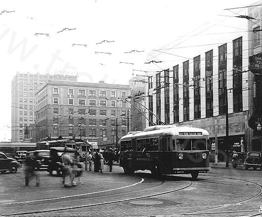 usa_m_atl_twin_02_broadmarietta_193706_bv.jpg