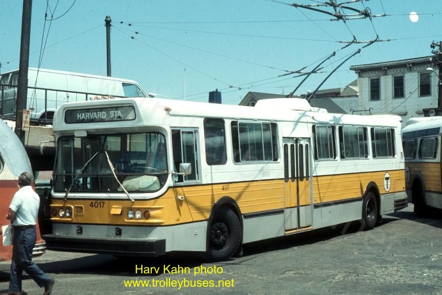 usa_m_bos_flyer_4017_harvsq_19760710_harvk.jpg