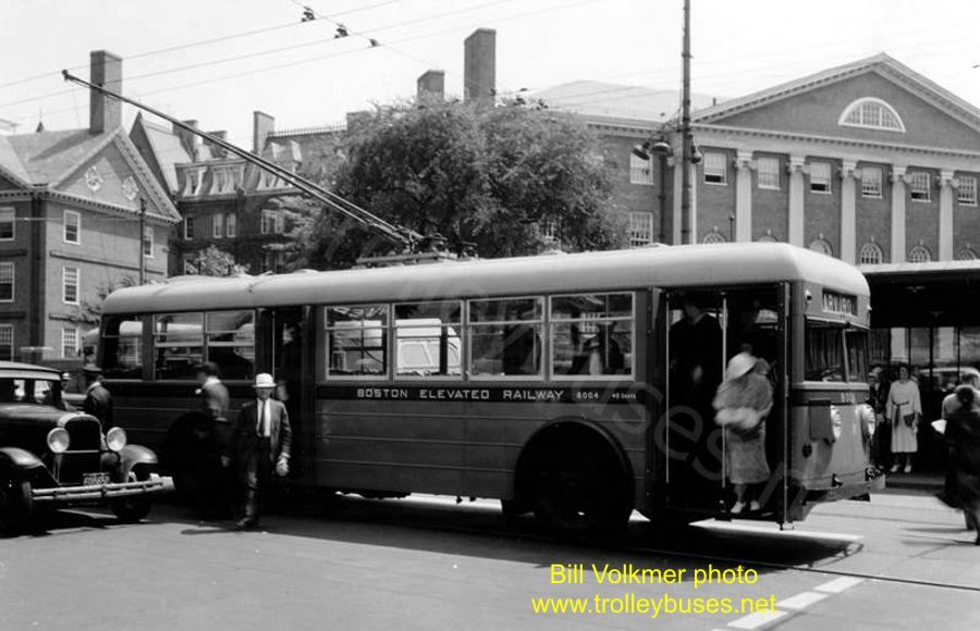 usa_m_bos_ps1_8004_harvardsq_193706_bv.jpg
