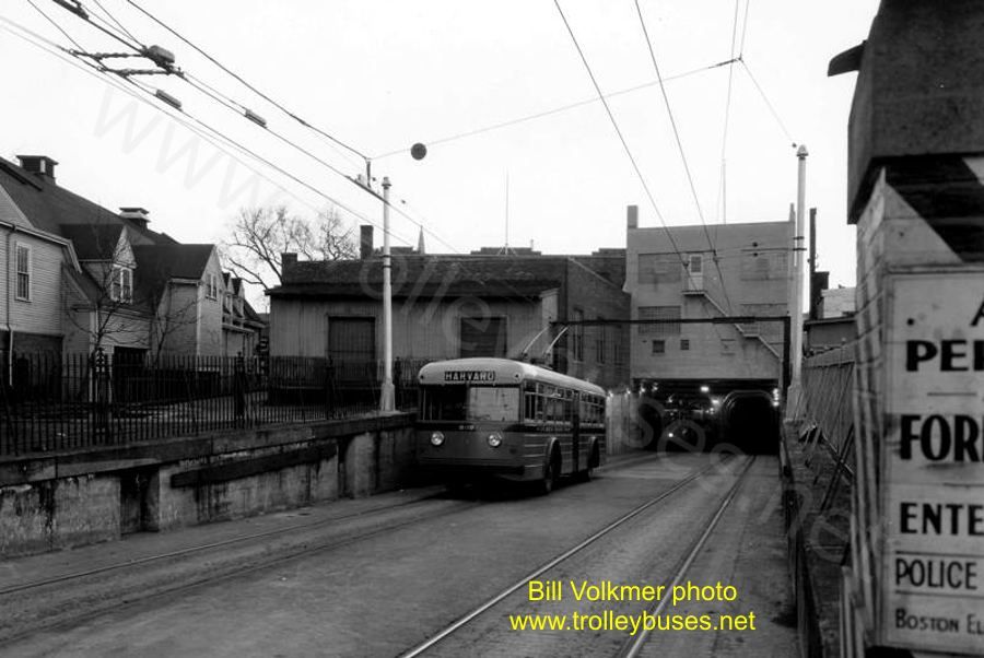 usa_m_bos_ps1_8119_01_harvardsqtunnel_1938_bv.jpg