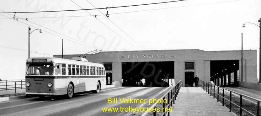 usa_m_bos_ps1_8568_daysqstationlaterrenamedwoodisland_1952_bv.jpg