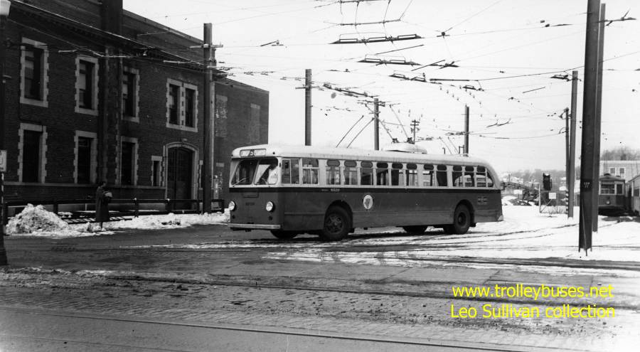 usa_m_bos_ps2_8520_reverecarhouse_lsull_524.jpg