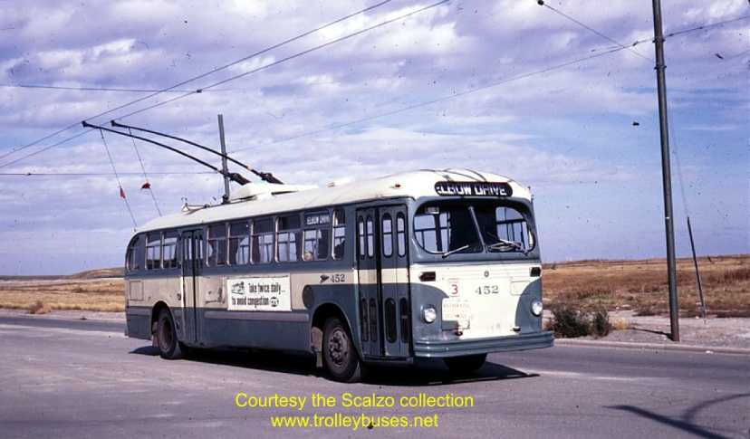 can_m_cgy_brill_452_3rtcentretache_19690929_ss.jpg