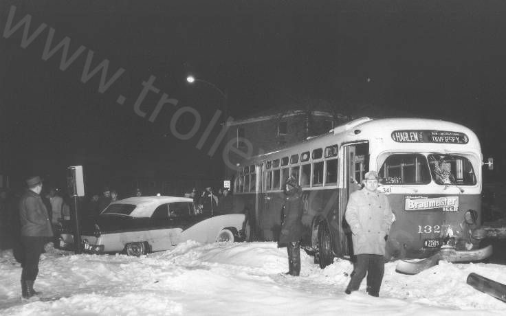 usa_m_chi_dsl_gm_1321_accident4_1959_kenjrobertbrown.jpg