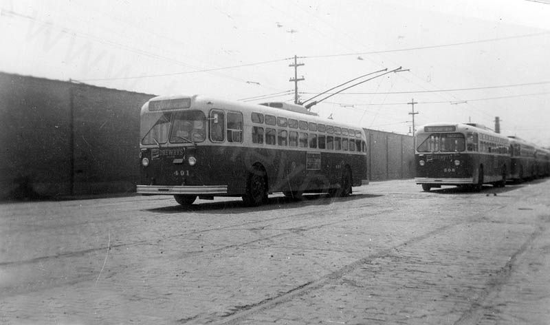usa_m_chi_mh_9491_northave_195207_underthewire.jpg