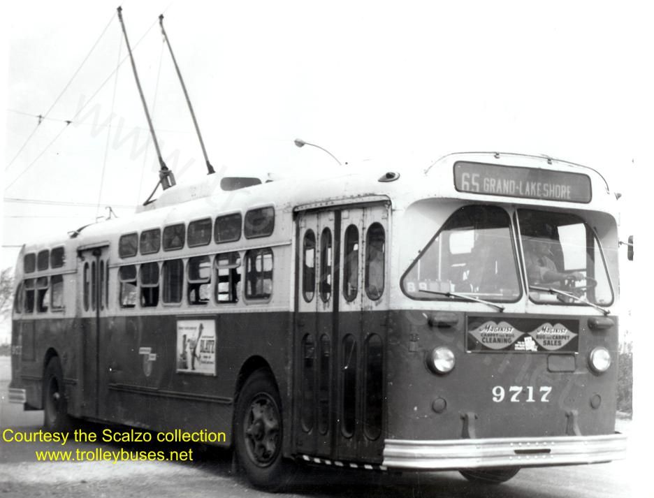 usa_m_chi_mh_9717_signedgrandlakeshore_1960s_ss.jpg