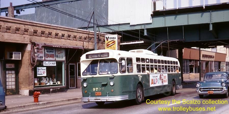 usa_m_chi_mh_9735_rt80irvingparkravenswoodel_19690824_ss.jpg