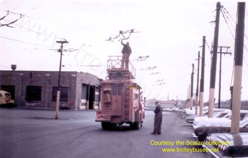 usa_m_chi_misc_towertruck_640_ciceronorthyard_19690410_ss.jpg