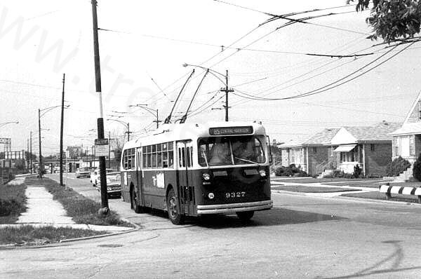 usa_m_chi_ps_9327_rt85centralgoodman.jpg
