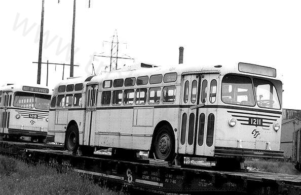 usa_m_cle_mh_1211_1218_hillcrestshoptoronto_19630711_bvsch.jpg