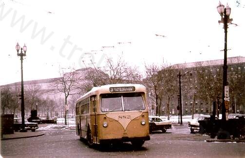 usa_m_cle_ps_882_publicsq_195812_bvsch.jpg