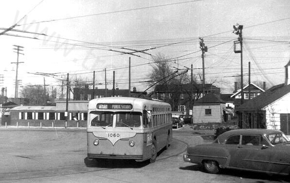usa_m_cle_sl_1060_w140lorain_vigsch.jpg
