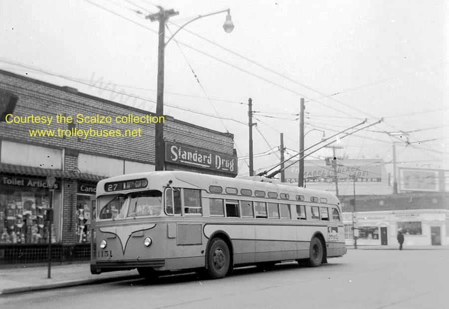 usa_m_cle_sl_1151_27w117th_1940s_ss.jpg