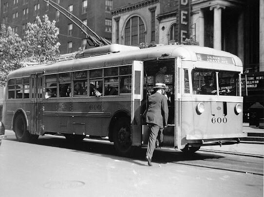usa_m_cvg_twin_600_northsidefountainsquare_bv.jpg