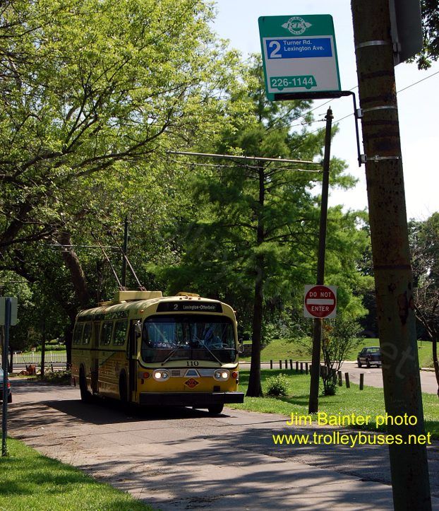 usa_m_day_bbc110fantrip_229_senecaoxford_20100523_jbaint.jpg