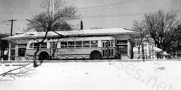 usa_m_day_brill_ct51_rt8shelter.jpg