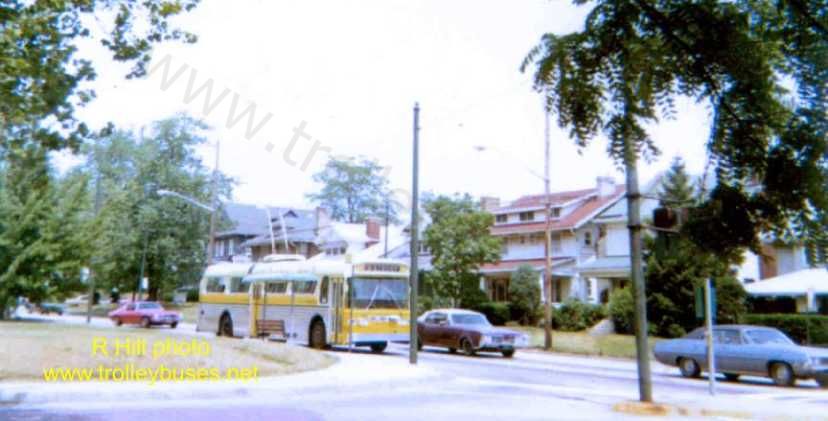usa_m_day_flyer_900_rt5salem_19720724_rh.jpg