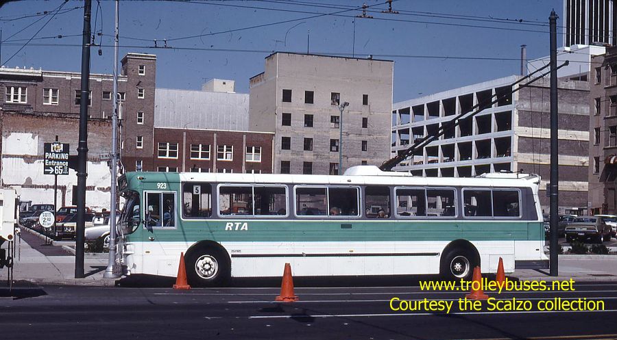 usa_m_day_flyer_923_rt5mainfifthsb_19800617_ss.jpg