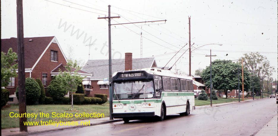 usa_m_day_flyer_927_leonotredame_19900503_ss.jpg