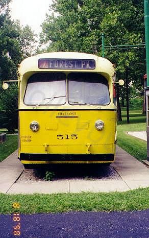 usa_m_day_mh_515_02_carillonpark_19980819_fg.jpg