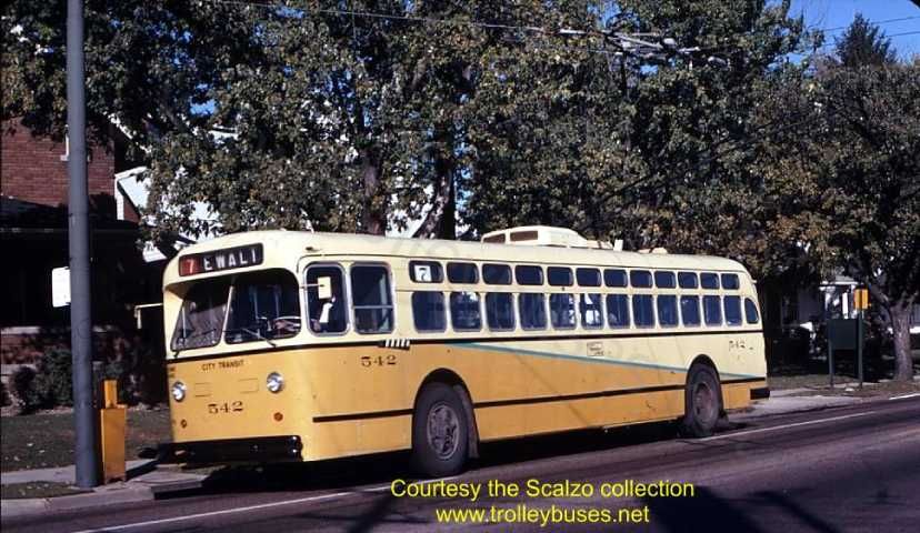 usa_m_day_mh_542_rt7mainredwood_19711007_ss.jpg