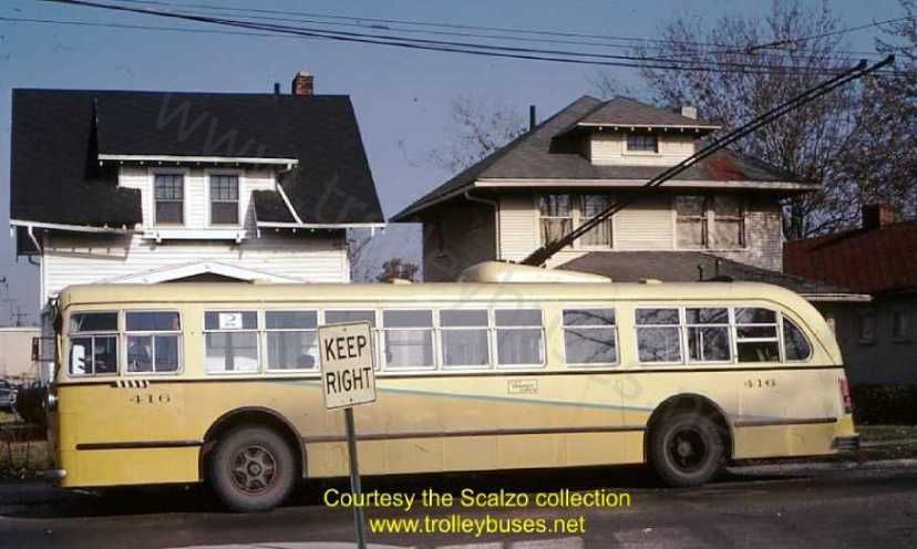 usa_m_day_ps_ct416_homecollege_197111_ss.jpg