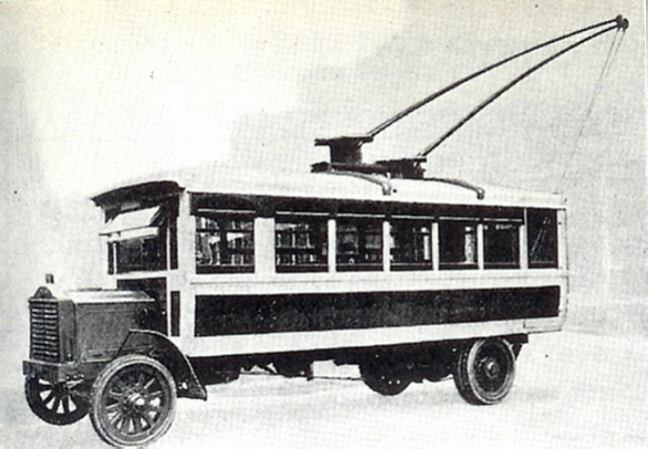 usa_m_det_packard_1921demonstrator.jpg