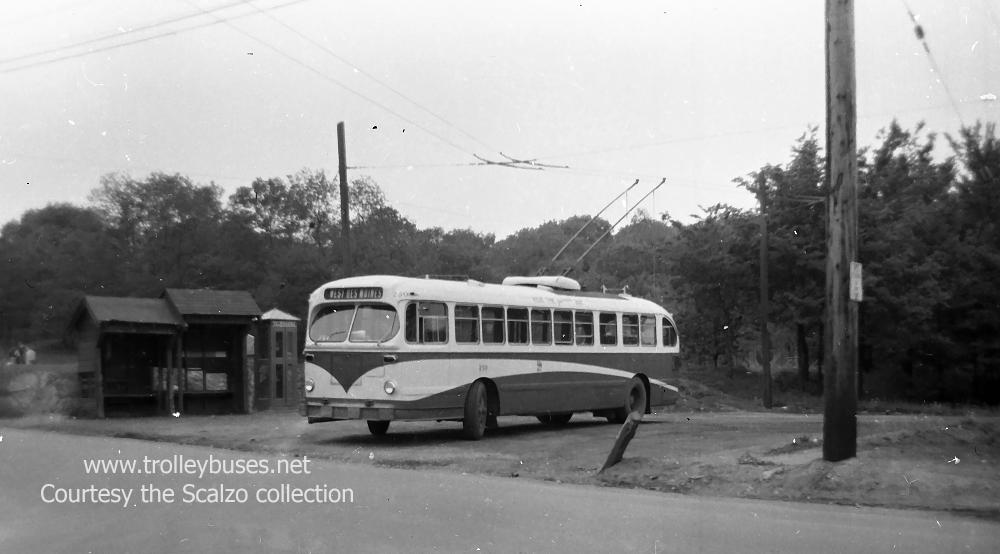 usa_m_dsm_brill_230_1946_ss.jpg