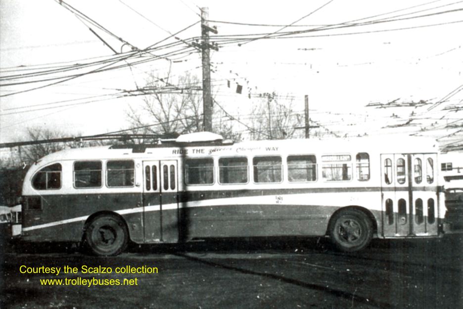 usa_m_dsm_brill_261_24thingersollbarn_1952_ss_rsims.jpg
