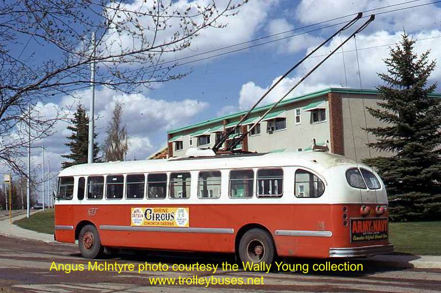 can_m_edm_brill_13_liftingwindows_197405_amc.jpg