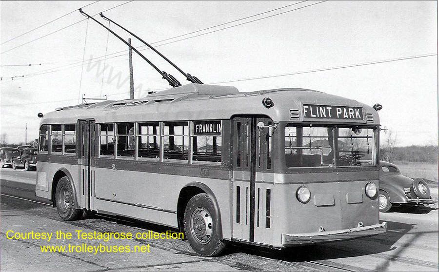 usa_m_fnt_yellow_801_jt.jpg