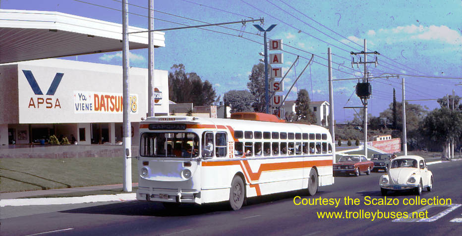 mex_m_gdl_mh_2030_camacholabaropatrio_19771121_ss.jpg