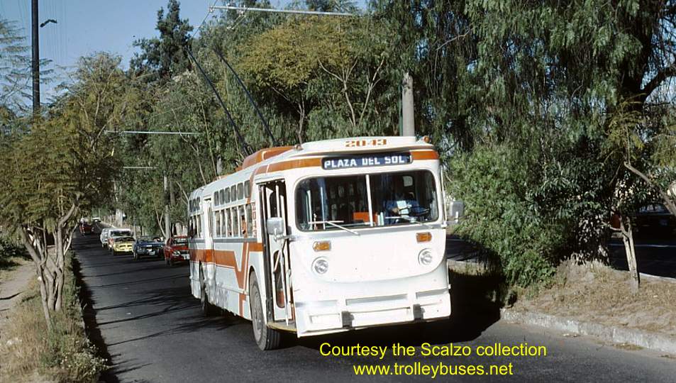 mex_m_gdl_mh_2043_mateosiztaccihuati_19770201_ss.jpg