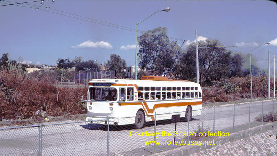 mex_m_gdl_mh_2045_lapatriamunquia_19771122_ss.jpg