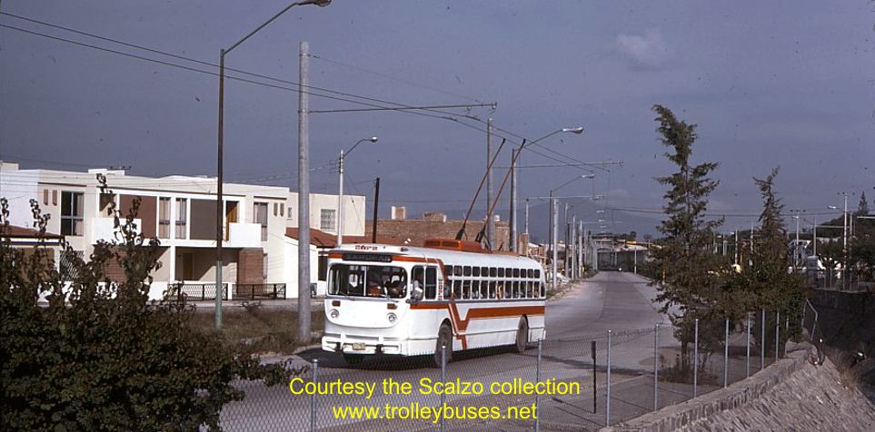 mex_m_gdl_mh_2072_lapatriamunquia_19771121_ss.jpg