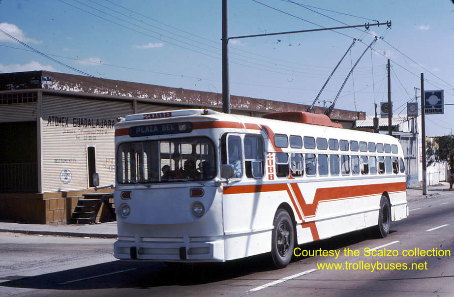 mex_m_gdl_mh_2088_cardenasguanocgil_19770131_ss.jpg