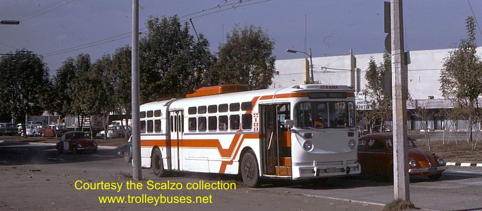 mex_m_gdl_mh_2100_divdelnortecircumvalacion_19771121_ss.jpg