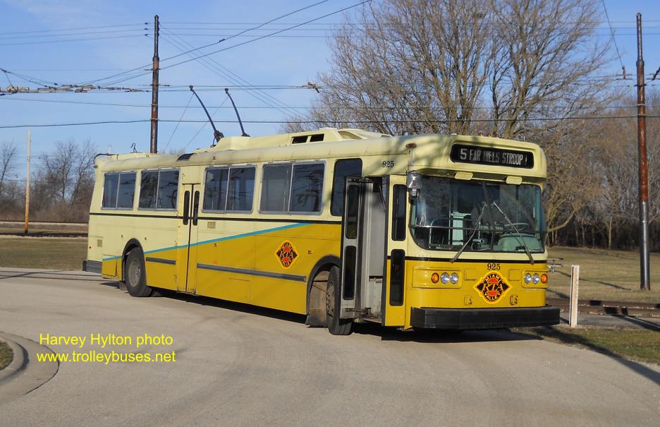 usa_m_irm_flyer_925_outsidegarage_20110326_hh_03.jpg