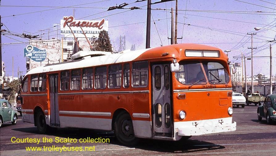 mex_m_mex_brill_3286_zapatauniversidad_19731121_ss.jpg