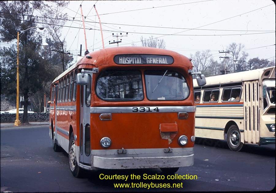 mex_m_mex_brill_3314_quevedouniversidad_19721125_ss.jpg