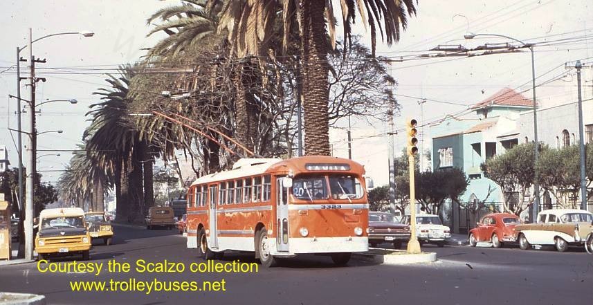 mex_m_mex_brill_3323_xolauniversidad_19721123_ss.jpg