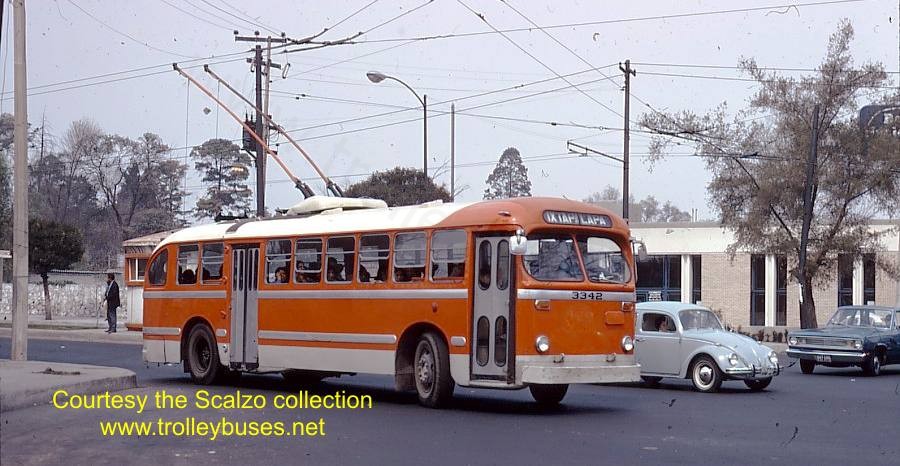 mex_m_mex_brill_3342_quevedouniversidad_19721125_ss.jpg