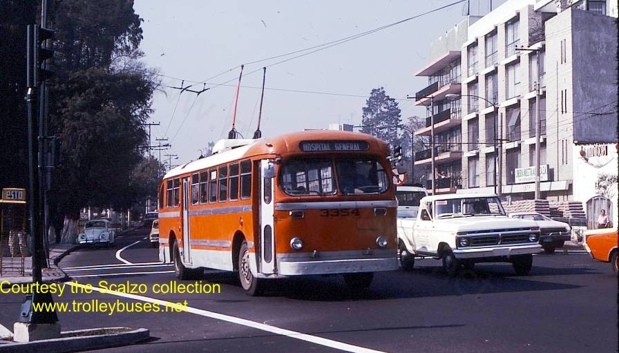 mex_m_mex_brill_3354_universidadalessiorobles_19771123_ss.jpg
