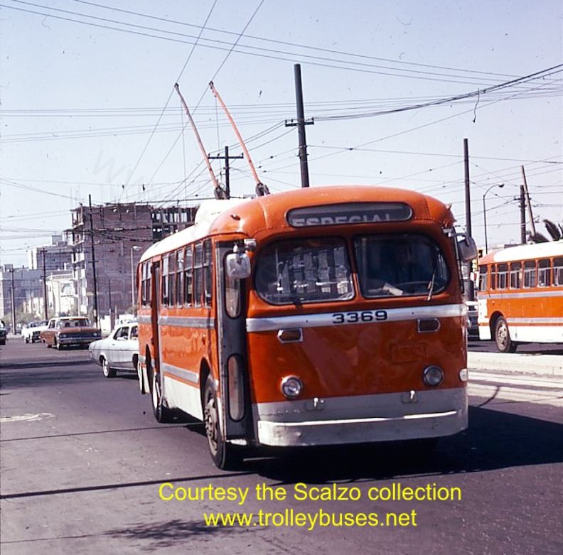 mex_m_mex_brill_3369_zapatauniversidad_19731120_ss.jpg