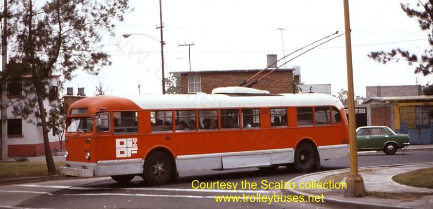 mex_m_mex_brill_3902_avenueoceniaflorines_19741115_ss.jpg