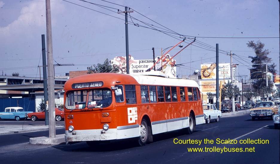 mex_m_mex_brill_3983_puertoaereocalle25_19721130_ss.jpg