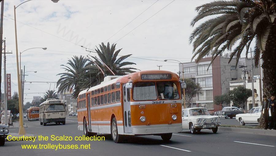 mex_m_mex_mh_3527_universidadluzsavinon_19721123_ss.jpg